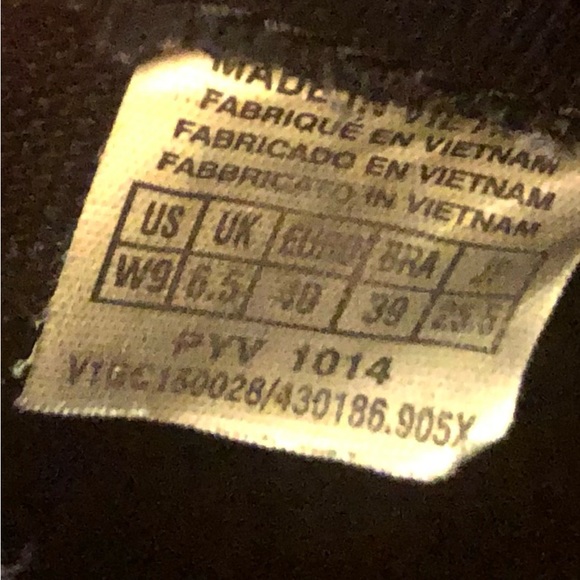 Mizuno Wave Lightning SR touch Excellent Condition size 9 athletic shoes - Picture 9 of 9